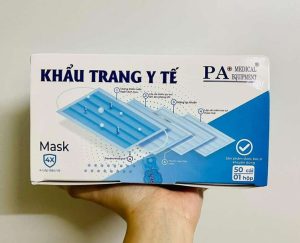khau-trang-y-te-xanh-PA-4-lop-co-giay-loC